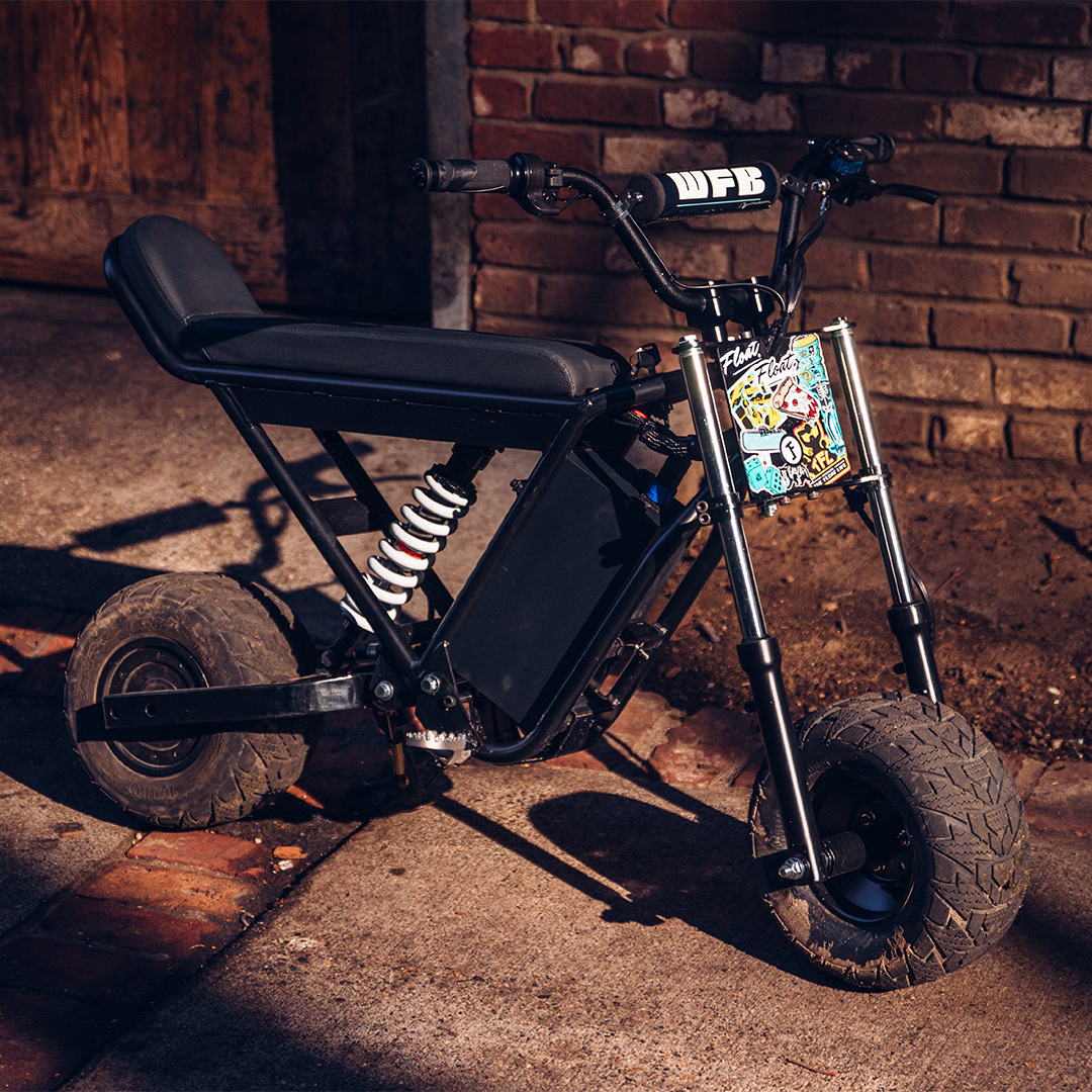 Bikes: Wheelie Fun Bike